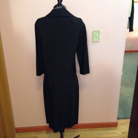 Vintage 1960s Black Skirt Suit with Peter Pan Collar - Picture 2 of 4